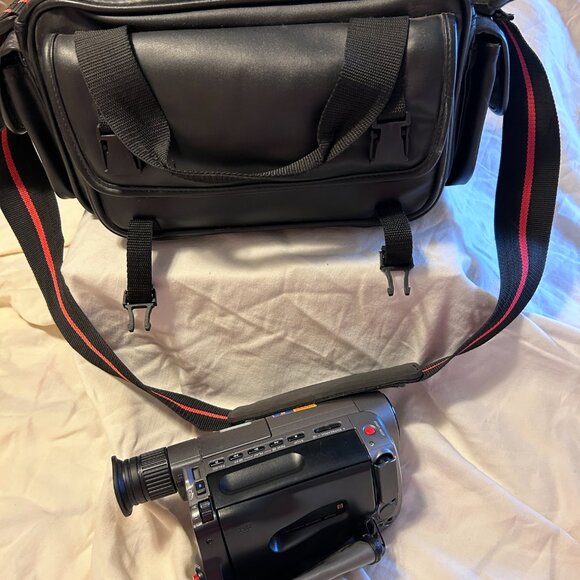 SONY CCD-TRV22 Handycam Video Camera Camcorder 8mm Transfer. Sold As Is. - Picture 5 of 9